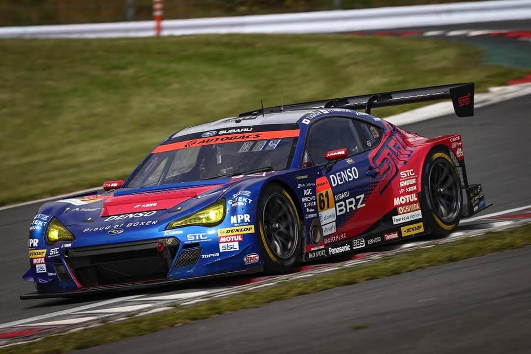 井口卓人さんのインスタグラム写真 - (井口卓人Instagram)「2020 SuperGT Round5 FUJI Photo.10月3-4日に開催された、スーパーGT第5戦 富士の写真です📷#SuperGT #Round5 #FUJI #GT300  #SUBARU #BRZ #STI @subaru.tecnica.international @masudakazuhisa_photographer」10月7日 10時41分 - takutoiguchi