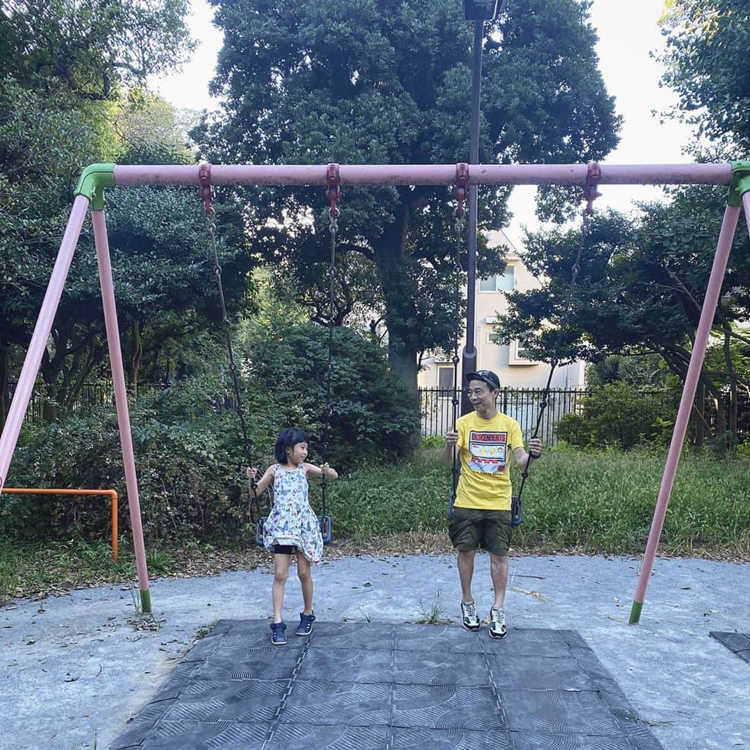 磯部正文のインスタグラム：「娘  8歳に  いつも ありがとう」