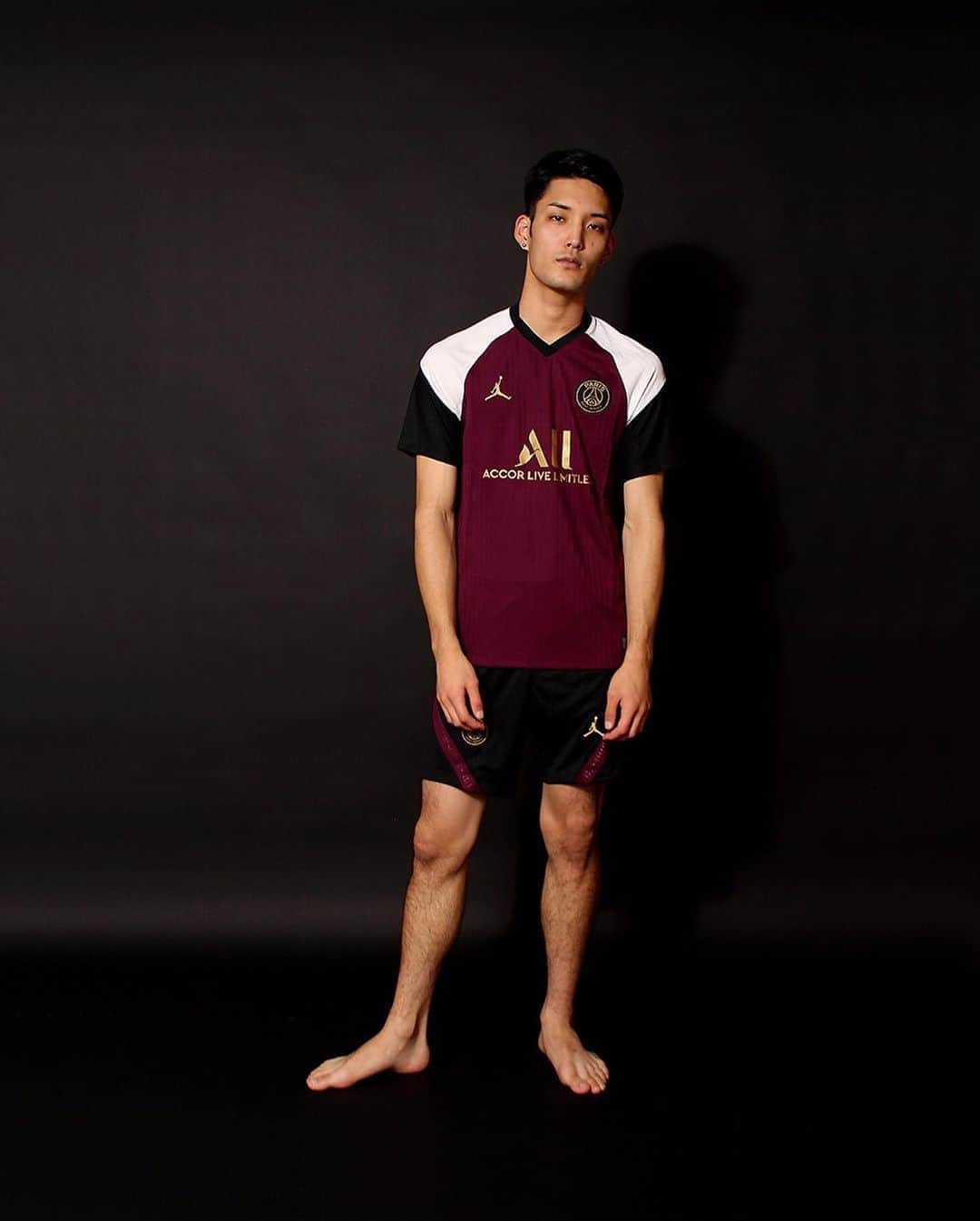 A+Sのインスタグラム：「2020 .10 .11 (sun) in store  ー SLIDE 1-2 ー ■NIKE PSG BRT STADIUM S/S JERSEY 3R COLOR : BORDEAUX SIZE : S - 2XL PRICE : ¥11,500 (+TAX)  パリサンジェルマンスタジアムサードジャージーでチームを応援しよう。通気性の高い生地が肌の汗を防ぎ、スタンドで応援しているときもピッチで遊んでいるときも涼しく保ちます。この製品は、100％リサイクルポリエステル繊維で作られています。  YOUR TEAM. YOUR COLORS. Rep your team in the Paris Saint-Germain Stadium Third Jersey. Highly breathable fabric helps keep sweat off your skin, so you stay cool whether you're cheering in the stands or playing on the pitch. This product is made with 100% recycled polyester fibers.  ー SLIDE 3-4 ー ■NIKE PSG BRT STRIKE S/S CL TOP COLOR : WHITE×BORDEAUX SIZE : S - 2XL PRICE : ¥5,000 (+TAX)  パリ サンジェルマン ストライク トップは、通気性と速乾性に優れたテクノロジーを採用。ピッチでさらりと涼しい着心地をキープします。  Parisian pride meets iconic Jordan with the Paris Saint-Germain Strike Top. Highly breathable fabric helps keep sweat off your skin, so you stay cool and comfortable on the pitch. This product is made with at least 50% recycled polyester fabric.  ー SLIDE 5-6 ー ■NIKE PSG PM CL S/S TOP COLOR : BLACK SIZE : S - 2XL PRICE : ¥7,000 (+TAX)  キックオフの前に乾いた状態を保ちます。パリ・サンジェルマンのトップは、試合前のヲームアップ後のあなたの体を保護します。汗を発散させる生地とメッシュパネルが涼しく快適な状態を保つのに役立つため、ゲームに集中できます。  STAY DRY AHEAD OF KICKOFF. The Paris Saint-Germain Top shows off your pride while you get match-ready. Sweat-wicking fabric and mesh panels help keep you cool and comfortable, so you can focus on your game.  ー ALL SLIDE ー ■NIKE PSG STRIKE KZ CL SHORT COLOR : BLACK SIZE : S - 2XL PRICE : ¥5,000 (+TAX)  軽量性が生む速乾性。パリ サンジェルマン ストライク ショートパンツは、軽量で速乾性に優れた素材を使用。さらりとした状態をキープするため、ゲームに集中できます。  The Paris Saint-Germain Strike Shorts let you rep your team while training or competing. They're made of lightweight fabric to help keep sweat off your skin, so you remain focused on the field. A repeating "Paris" and "Jordan" print along the legs gives a subtle nod to the iconic partnership.  #a_and_s #NIKE #PSG #JORDAN #JUMPMAN #JUMPMAN23 #NIKEJORDAN #JORDANBRAND #JORDANBRANDPSG #CICESTPARIS #PANAME」