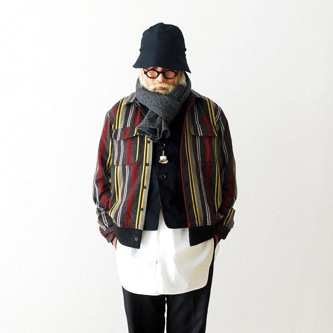 のインスタグラム：「［#20AW］ Engineered Garments / エンジニアードガーメンツ "Classic Shirt - HB Dobby St." ¥33,000- _ 〈online store / @digital_mountain〉 https://www.digital-mountain.net/shopdetail/000000012438/ _ 【オンラインストア#DigitalMountain へのご注文】 *24時間受付 *15時までのご注文で即日発送 *1万円以上ご購入で、送料無料 tel：084-973-8204 _ We can send your order overseas. Accepted payment method is by PayPal or credit card only. (AMEX is not accepted)  Ordering procedure details can be found here. >>http://www.digital-mountain.net/html/page56.html  _ #NEPENTHES #EngineeredGarments #ネペンテス #エンジニアードガーメンツ _ 本店：#WonderMountain  blog>> http://wm.digital-mountain.info _ 〒720-0044  広島県福山市笠岡町4-18  JR 「#福山駅」より徒歩10分 #ワンダーマウンテン #japan #hiroshima #福山 #福山市 #尾道 #倉敷 #鞆の浦 近く _ 系列店：@hacbywondermountain _」