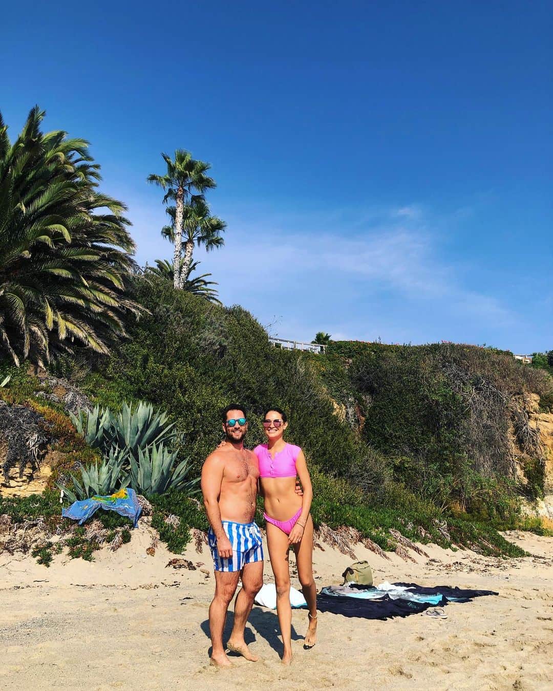 Samuel Lippkeのインスタグラム：「Perfect beach day. So good to get quality time with Mom Natalia while she’s in town from Toronto #thelippkes」