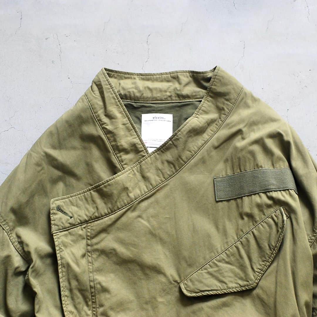 のインスタグラム：「_ visvim / ヴィズヴィム “CHAMDO FISHTAIL PARKA (C/NY)” ¥231,000- _ 〈online store / @digital_mountain〉 https://www.digital-mountain.net/shopdetail/000000012439/ _ 【オンラインストア#DigitalMountain へのご注文】 *24時間受付 *15時までのご注文で即日発送 * 1万円以上ご購入で送料無料 tel：084-973-8204 _ We can send your order overseas. Accepted payment method is by PayPal or credit card only. (AMEX is not accepted)  Ordering procedure details can be found here. >>http://www.digital-mountain.net/html/page56.html  _ 本店：#WonderMountain  blog>> http://wm.digital-mountain.info _ #visvim #hirokinakamura #visvimwmv #WMV #ヴィズヴィム #ビズビム #中村ヒロキ #ダブリューエムブイ _ 〒720-0044  広島県福山市笠岡町4-18  JR 「#福山駅」より徒歩10分 #ワンダーマウンテン #japan #hiroshima #福山 #福山市 #尾道 #倉敷 #鞆の浦 近く _ 系列店：@hacbywondermountain _」