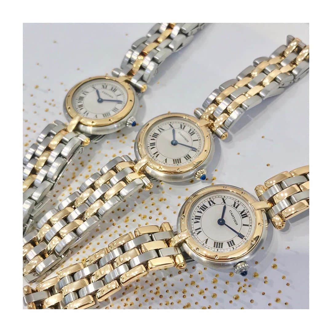 のインスタグラム：「-HIROB札幌店-﻿ ﻿ JRタワースクエアカード5倍ポイントセール﻿ ﻿ « 10/14 〜 10/19の6日間開催！»﻿ ﻿ ⭐︎スクエアカード5倍ポイント﻿ ⭐︎時計10%OFF（一部除外有）﻿ ﻿ 事前のお取り置きも承っております◎﻿ ﻿ ﻿ vintage CARTIER  PANTHERE﻿ SS + 18kyg + quartz﻿ ﻿ 右：﻿ No. 20003890-930510﻿ ¥320,000+tax﻿ ﻿ 中：﻿ No. 20003890-991530﻿ ¥290,000+tax﻿ ﻿ 左：﻿ No. 20003890-932610﻿ ¥260,000+tax﻿ ﻿ ﻿ ヴィンテージ カルティエ﻿ パンテールが入荷しております！﻿ ﻿ ﻿ ﻿ ﻿ 通信販売も対応しております。﻿ お電話でのご相談も受け付けておりますので、﻿ ご来店が場合でもお気軽にお問い合わせ下さい。﻿ ﻿ ﻿ ﻿ お問い合わせ﻿ tel: 011-209-5119﻿ ﻿ ﻿ ﻿ #hirob﻿ #hirobsapporo﻿ #baycrews﻿ #sapporo﻿ #antiquewatch﻿ #vintagewatch﻿ #antiquecartier﻿ #vintagecartier﻿ #Cartier﻿ ﻿ #ヒロブ ﻿ #ヒロブ札幌店﻿ #ベイクルーズ﻿ #札幌ステラプレイス﻿ #札幌jrタワー﻿ #アンティークウォッチ﻿ #ヴィンテージウォッチ﻿ #アンティークカルティエ﻿ #ヴィンテージカルティエ﻿ #カルティエ﻿ #カルティエパンテール﻿ #時計修理﻿ ﻿ #卡地亚﻿ #腕观看」