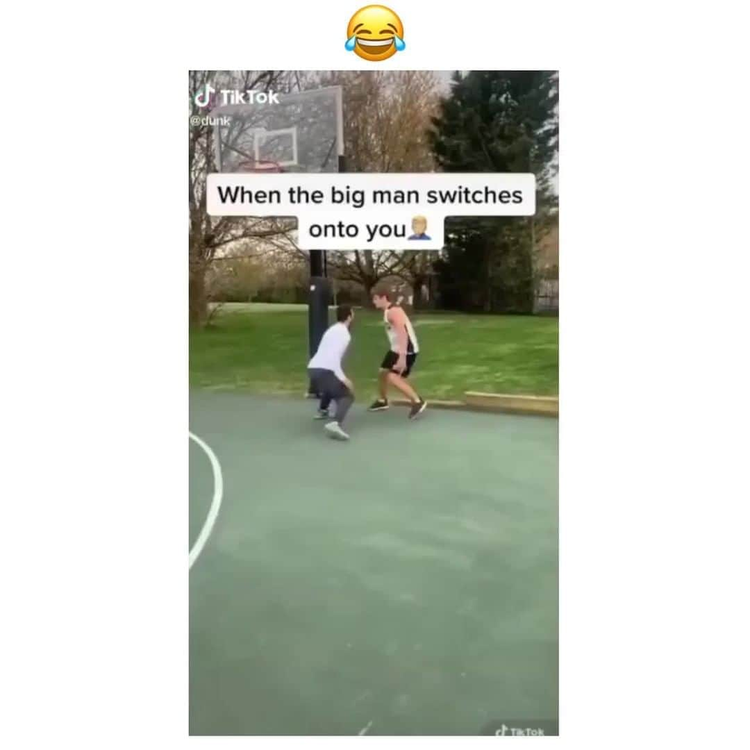 THESOCKGAMEのインスタグラム：「😂 - 📸TikTok dunk」