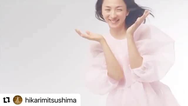 関根祥子のインスタグラム：「💞何度も見ちゃう💞かわいいー @hikarimitsushima   ・・・ 🌷@kohgendo_official  ———————— とっても心地いいよ！  Photographer ： SATOSHI SAIKUSA Stylist ： BABY MIX Hair & Make ： @hoshino_kanako  Nail ： @mojonail_shokosekine  Art director ： TAKESHI NAKANO Music ： NOBUHIRO TATENO Location ： WAKANA LOCATION Producer ： YURI MIZUTANI Production ： @sept_official   撮影協力 ： 群馬県沼田市 撮影地 ： 吹割の滝 ✨  ♡ #オリエンタルプランツ ♡ ♡ #発酵ローション ♡」