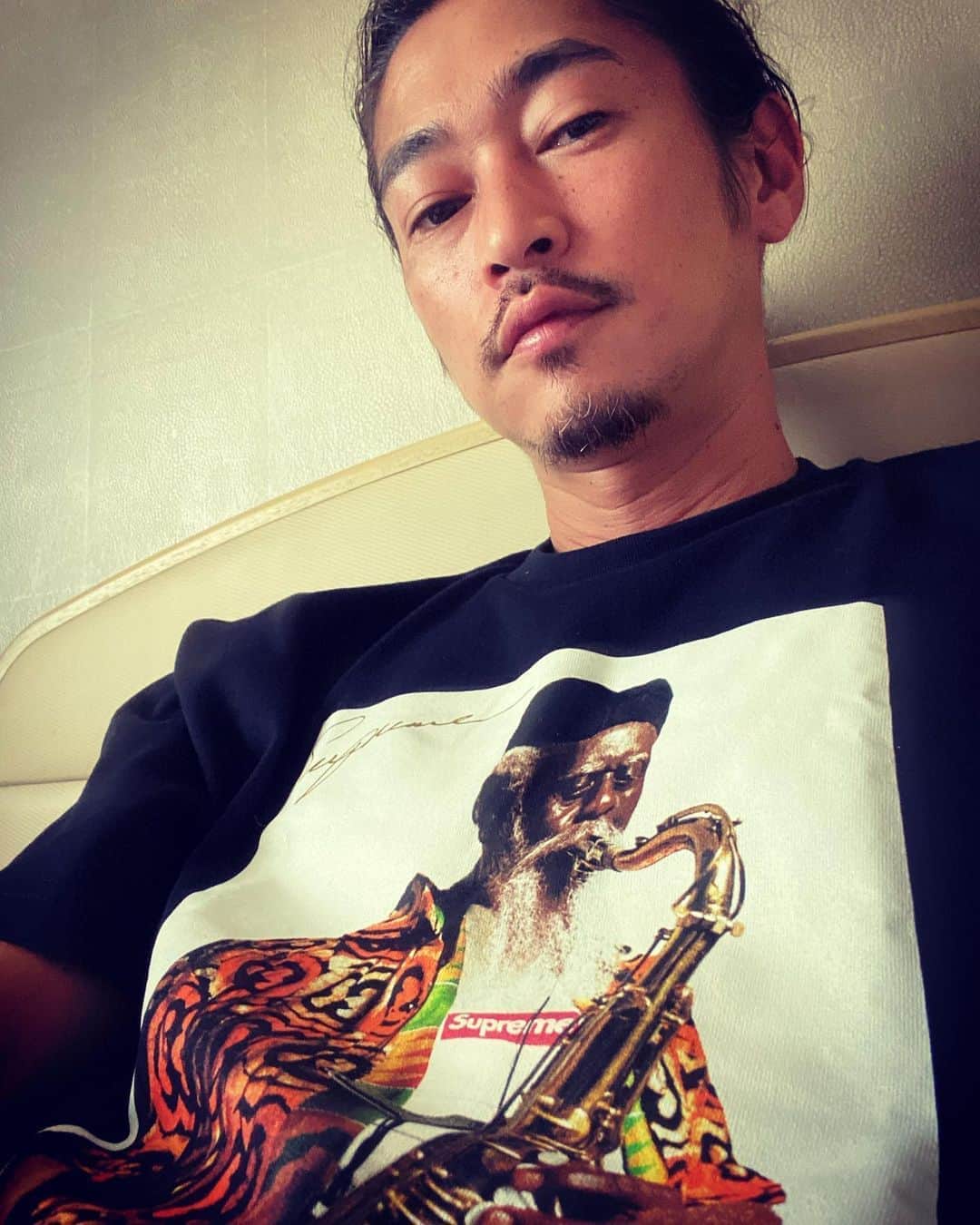 窪塚洋介のインスタグラム：「Hang Over,,,」