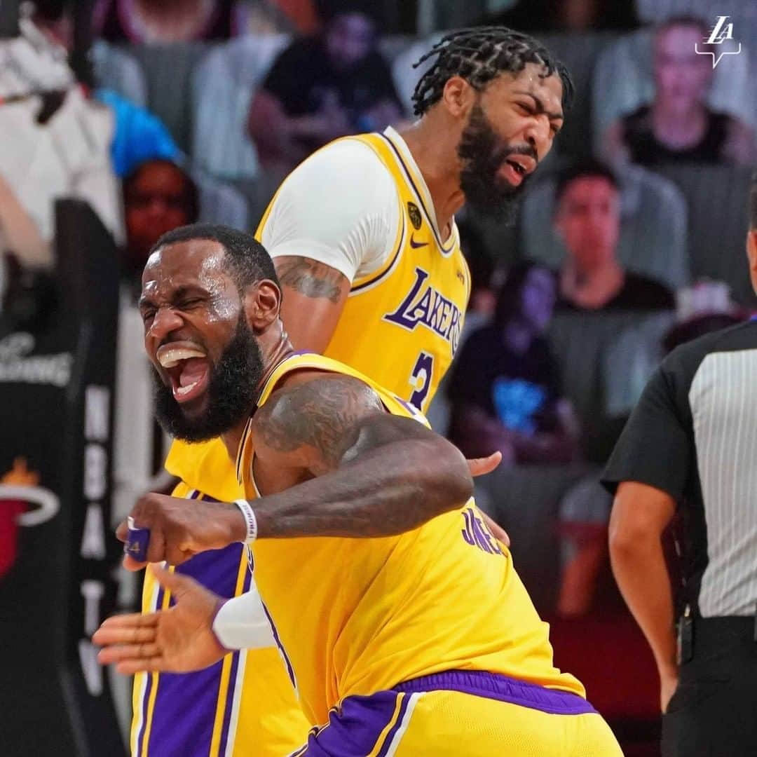 Los Angeles Lakersさんのインスタグラム写真 - (Los Angeles LakersInstagram)「AD: Another Dagger」10月7日 12時52分 - lakers