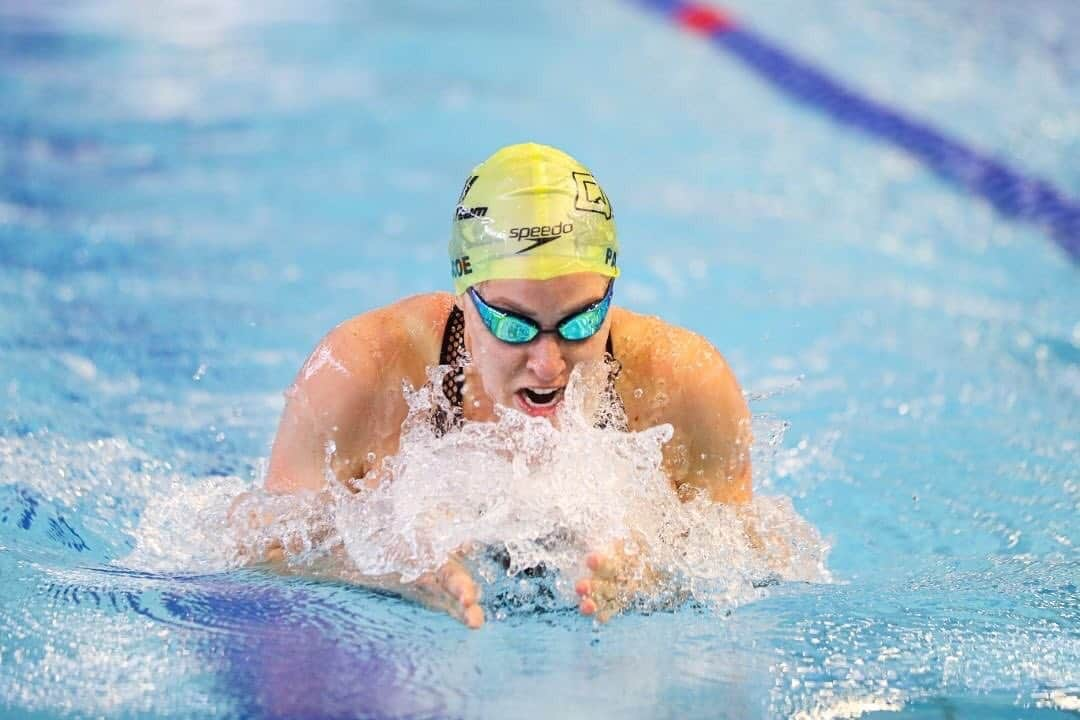 Sophie Pascoeのインスタグラム：「Stoked to start the meet off with a bang! First splash & Dash race, 50m Breast and its a new PB in a WR time! 💥 #nzshortcourse2020 #worldrecord  •  📸 - BW Media」