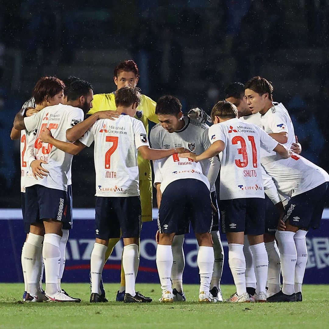 FC東京オフィシャルグッズさんのインスタグラム写真 - (FC東京オフィシャルグッズInstagram)「✊✊✊ 🔵🔴 #FULLTIME #TokyoKawasaki  YBCルヴァンカップ プライムステージ準決勝 #川崎フロンターレ 0-2 #FC東京   90分間集中力を切らすことなく戦い続け完封勝利!!!!!!!!!!✊✊✊  川崎を倒し、決勝進出です!!!!!!!!!!!!!!!!!!!!!!!!!!✊✊✊ @fctokyoofficial  #ルヴァンカップ  #STAYWITHTOKYO #fctokyo #tokyo」10月7日 23時18分 - fctokyoofficial