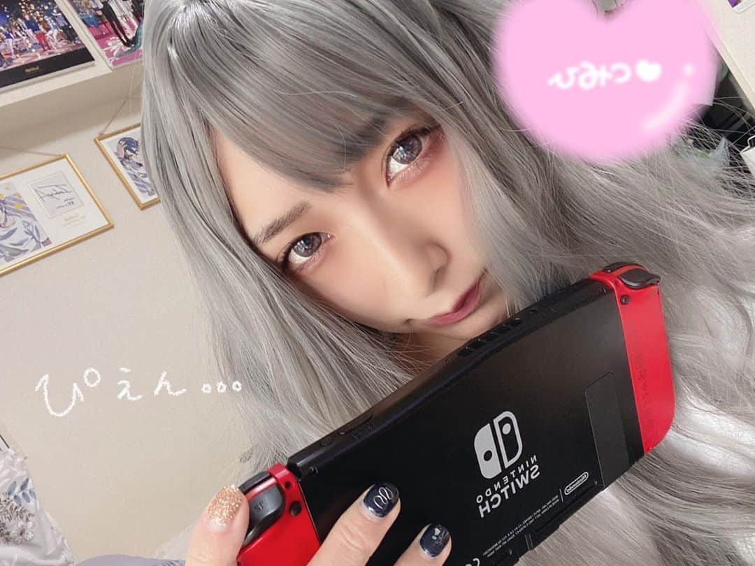 のインスタグラム：「ぴえん  わいが一番やろ？  #地雷系女子  #ってこんな感じか #ぴえん #av女優  #阿部乃みく #mikuabeno #SNOW」