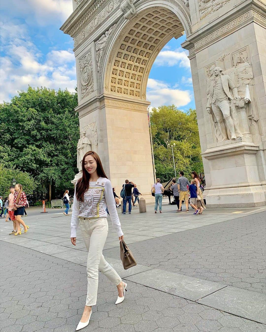 ジェシカ さんのインスタグラム写真 - (ジェシカ Instagram)「A #throwback to one fine day in NYC🗽🍎  I didn't know at the time how precious this day really was✨ #staysafeeveryone」10月7日 15時05分 - jessica.syj