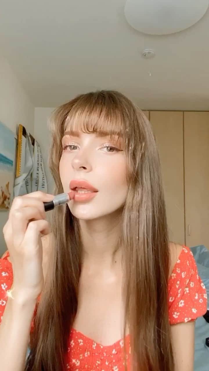 のインスタグラム：「このMACのリップが1番好き🤍  #メイクアップ #リップ #コスメ #mac #cosmetics」