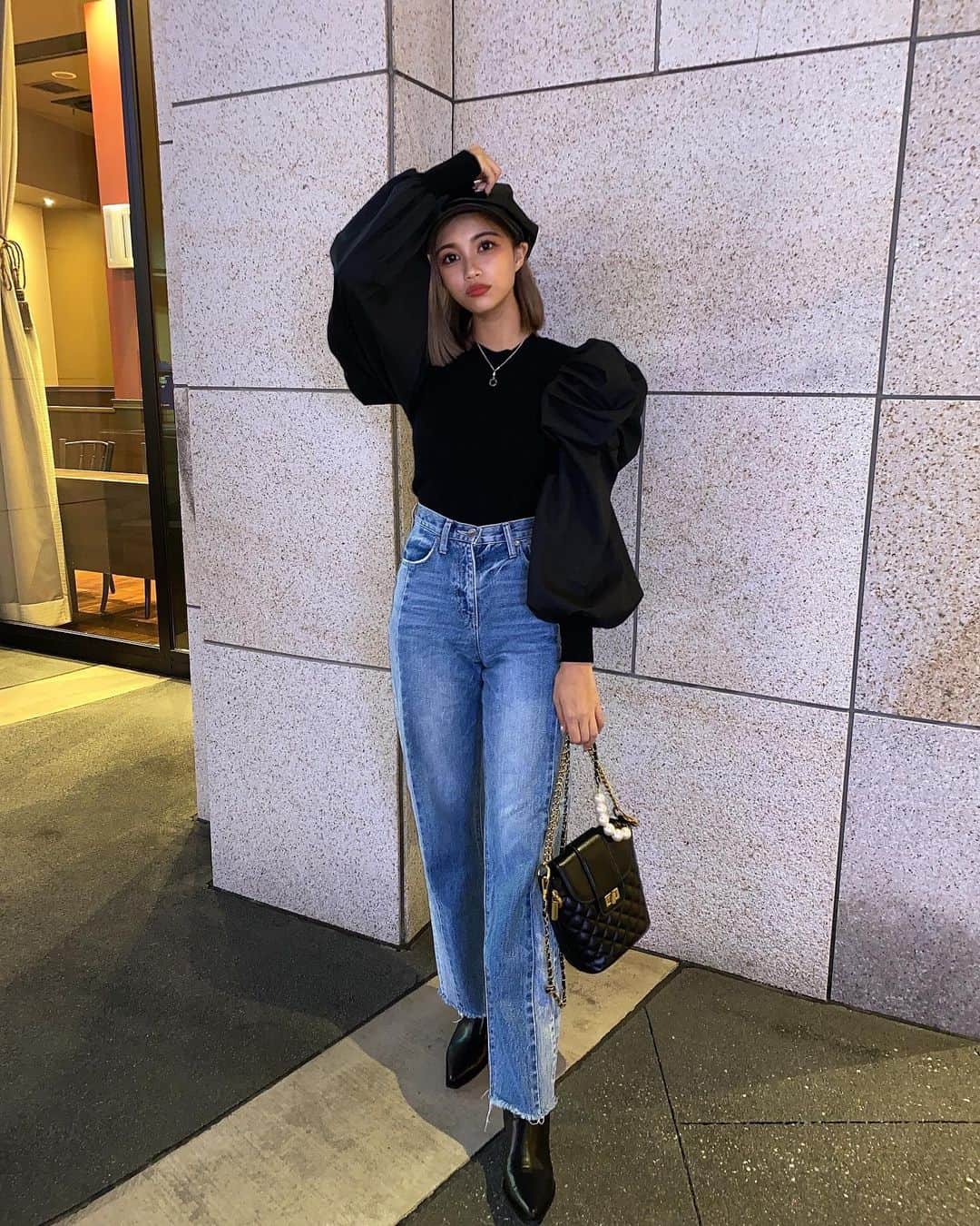 ILYのインスタグラム：「casquette/tops/shose/bag- @ily.official.jp  . pants- @gydajp」