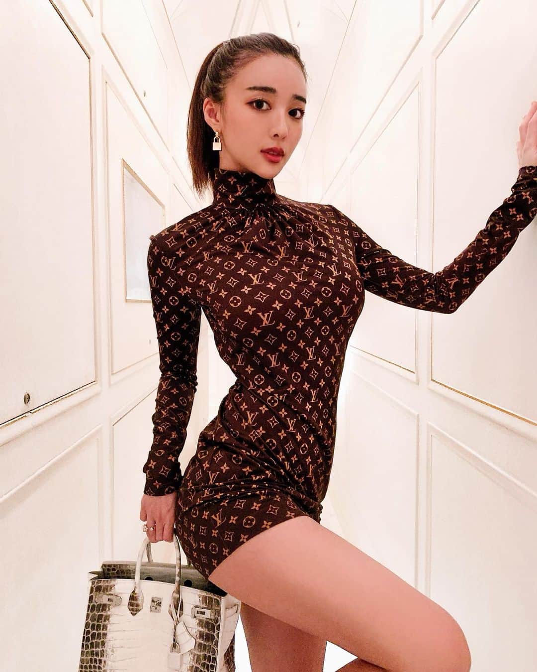 濱野りれのグルメインスタ