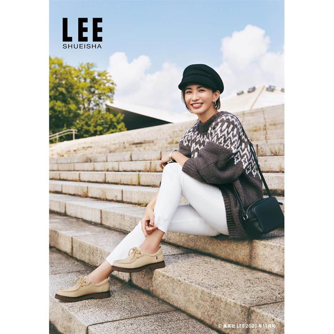 ABCマートさんのインスタグラム写真 - (ABCマートInstagram)「【LEE11月号掲載】 足元に「ひとさじアウトドア風」が断然今っぽい❣️ 見た目も機能もGOODな @hawkins_sport のシューズで軽やかに👟 . 優木まおみさん（@yukimaomi）着用 HAWKINS HW20288　S/BEIGE ¥6,000+tax . #abcマート#abcmart#エービーシーマート #ホーキンス#HAWKINS⁣ #ホーキンススポーツ#hawkinssport #優木まおみ さん #lee11月号﻿#leeweb#magazinelee #fashion#ootd#ファッション#コーディネート#コーデ #秋コーデ #秋冬コーデ #トラッドスタイル #トラッドファッション#トラッドコーデ」10月7日 18時07分 - abc_mart_japan