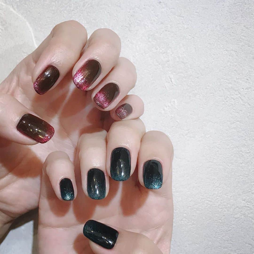 なかやまちえこさんのインスタグラム写真 - (なかやまちえこInstagram)「色違いのアシメネイル💅✨⠀ ⠀ #nail #nails #nailart #ネイル #美甲 #ネイルアート  #japanesenailart #manucure #japanesenails #manicurist #gelnails #أظافر #네일아트 #미용 #vẽmóng #ngườiđẹp  #เพ้นท์เล็บ #искусствоногтя #artedeuñas #เพ้นท์เล็บเจล #ジェルネイルデザイン #ネイルデザイン #senikuku #nagelkunst #マグネットネイル #マグネットジェル #magneticnails @kimagure_cat_whim @bettygel_official @swallonnail_rentan」10月7日 18時08分 - chiekonakayama