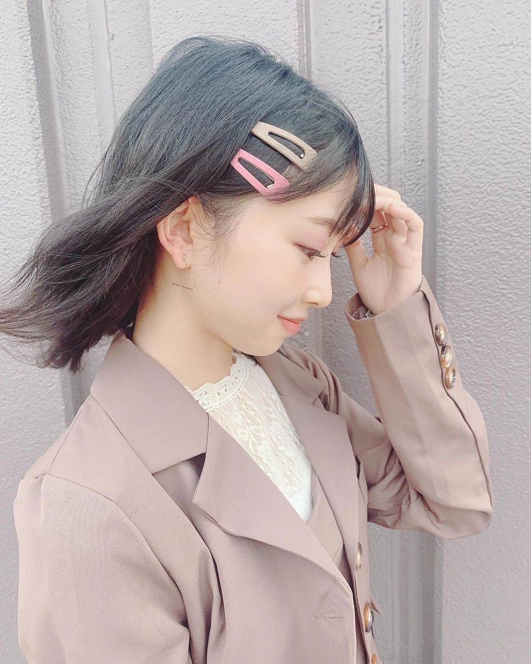 辻野かなみのインスタグラム：「❤︎﻿ ﻿ 初めて！！﻿ #パリジェンヌラッシュリフト をしたよ♥﻿ ﻿ 根元から上げるパーマだから﻿ すっごくまつ毛上がった〜✨﻿ ﻿ 嬉しすぎる🎶﻿  ヘアピンは、100均🥳 可愛くて思わず買っちゃった💕 ﻿ #まつパー #美容 ﻿ #instagood #instalike #followme﻿ ﻿」