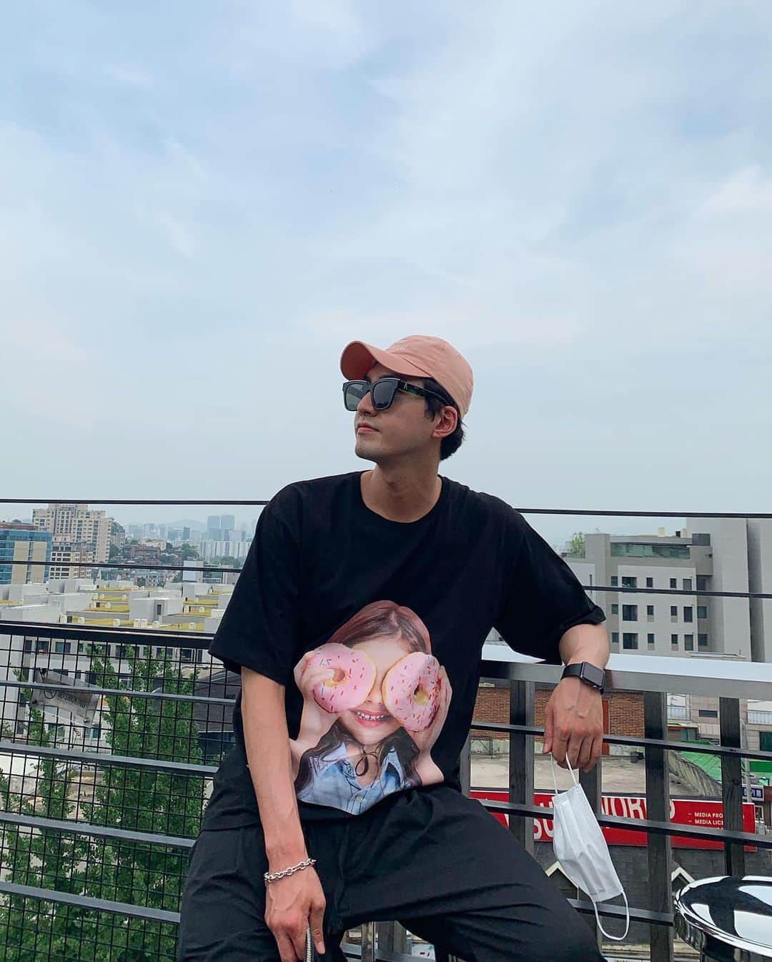 ペク・ミニョンさんのインスタグラム写真 - (ペク・ミニョンInstagram)「🏢핫플ok」10月7日 19時03分 - minhyun_112