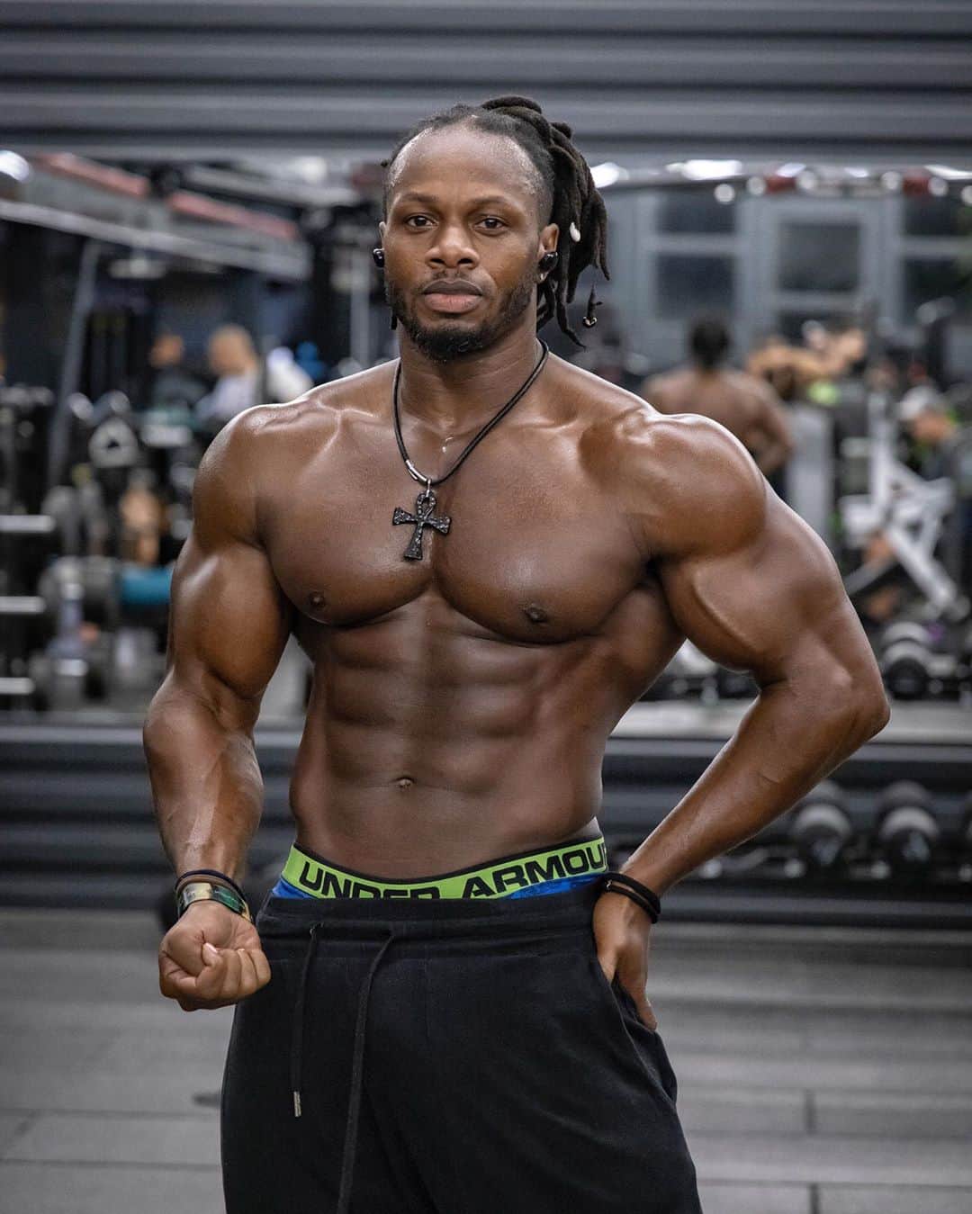 Ulissesworldさんのインスタグラム写真 - (UlissesworldInstagram)「GymTime! 🏋️‍♂️ Biceps and Triceps today!  What are you training today?👇 #letsgo #ulissesworld  _ LINK IN MY BIO👆For Meal Plans & Programs (Females also) @iamdedicated_army #letsgo IAMDEDICATED.ULISSESWORLD.COM #Ulissesworld」10月7日 19時56分 - ulissesworld