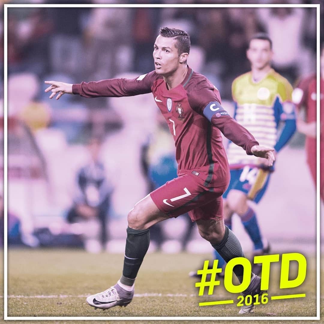 のインスタグラム：「🧐10月7日は何の日？🧐⠀ #C・ロナウド が大活躍！⠀ ロシアW杯欧州予選第2節で、ポルトガル代表はアンドラ代表と対戦。試合はC・ロナウドが4ゴールを挙げるなどして、6－0でポルトガルが大勝しました。⠀ ⠀ #OnThisDay in 2⃣0⃣1⃣6⃣」