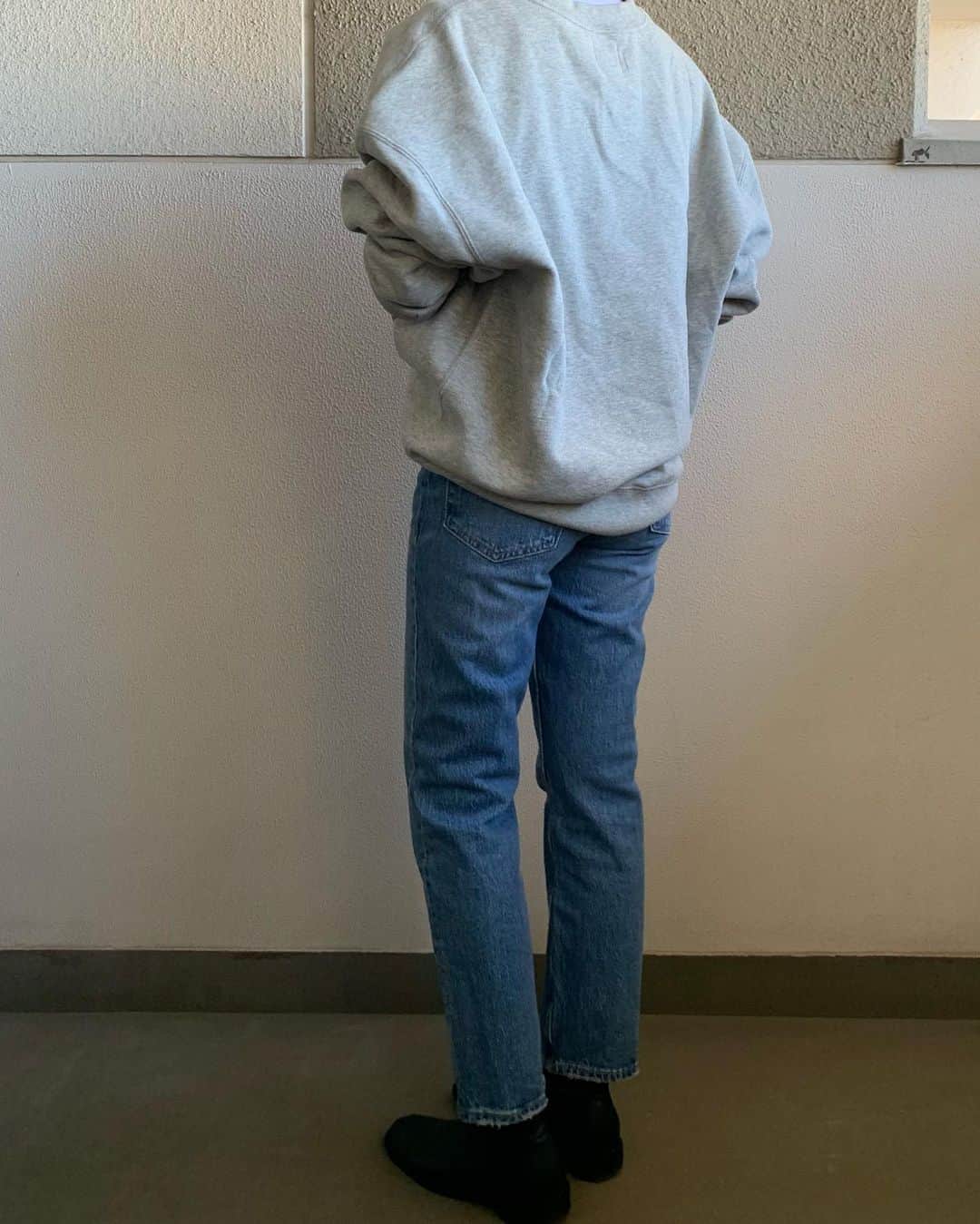 のインスタグラム：「﻿ @gap_jp  のインスタライブみて﻿ 百々さん着てたスウェット可愛くて早速❤️﻿ ﻿ アームのボリューム感可愛すぎる、、、﻿ メンズのLサイズです👦🏻﻿ ﻿ ﻿ デニムも試着したらすごくよかった！！﻿ 程よいストレッチと形よい🥺﻿ 切らずにこの丈なので最高です💕﻿ ﻿ ﻿ 勝手GAPおすすめ🙊 ﻿ ﻿ #ファッション#コーデ#コーディネート#fashion #coordinate #code #オシャレ #ootd #outfit #wear#心地よさからはじめよう」