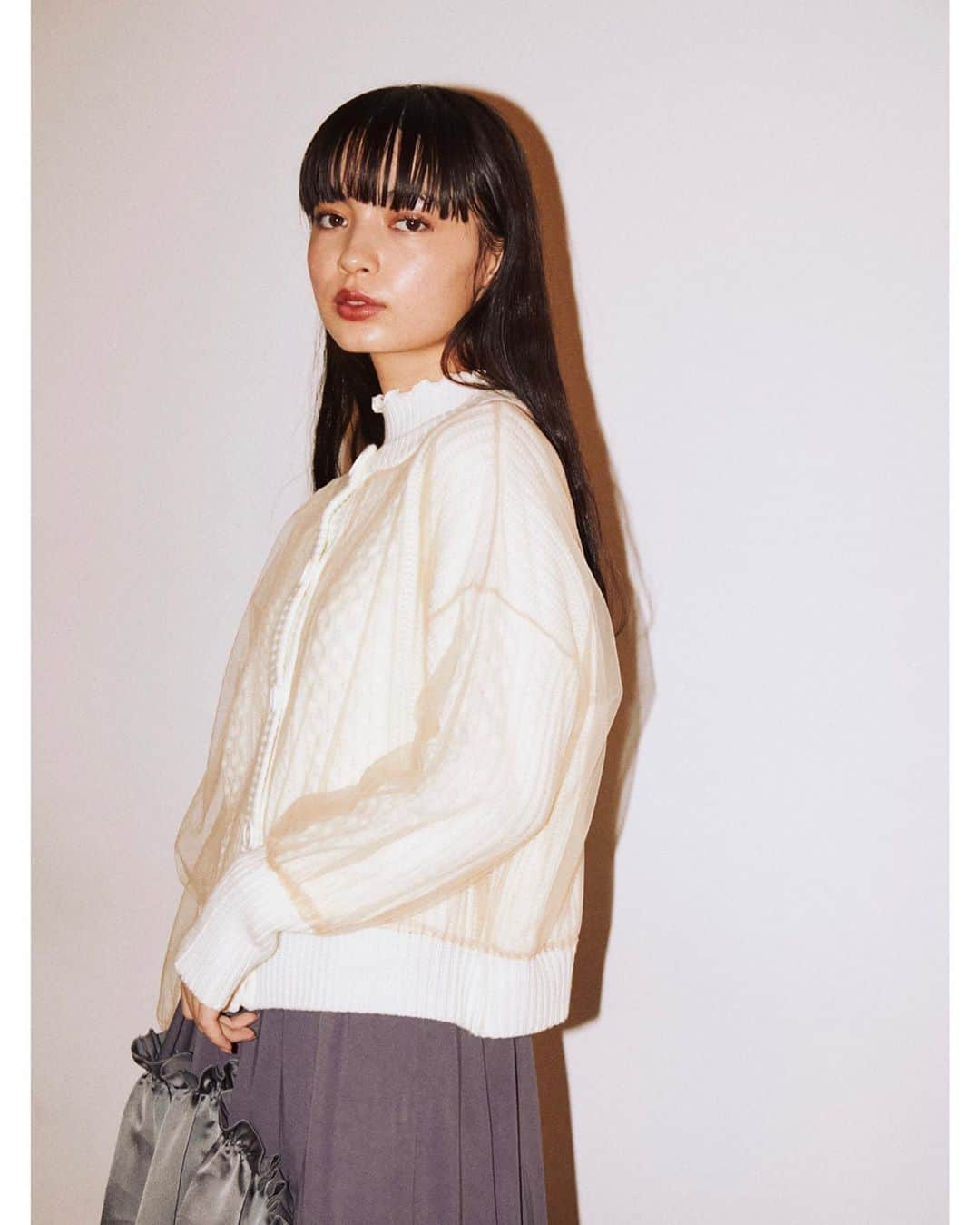 merry jennyさんのインスタグラム写真 - (merry jennyInstagram)「【 new arrival ! 】 ㅤㅤㅤㅤㅤㅤㅤㅤㅤㅤㅤㅤㅤ 10/8 (thu)入荷予定！ topのURLから⇨  @merryjenny_instagram  ぜひcheckして下さいね！ ㅤㅤㅤㅤㅤㅤㅤㅤㅤㅤㅤㅤㅤ 01 ◯ チュールレイヤードカーディガン col : ivory / beige / lavender ¥8,800 (tax in) ㅤㅤㅤㅤㅤㅤㅤㅤㅤㅤㅤㅤㅤ 02 ◯ vintageギャザースリーブワンピース col : light gray / wine / black ¥10,450 (tax in) ㅤㅤㅤㅤㅤㅤㅤㅤㅤㅤㅤㅤㅤ ㅤㅤㅤㅤㅤㅤㅤㅤㅤㅤㅤㅤㅤ #merryjenny #メリージェニー  #2020aw #autumn #surrealisme」10月7日 20時45分 - merryjenny_instagram