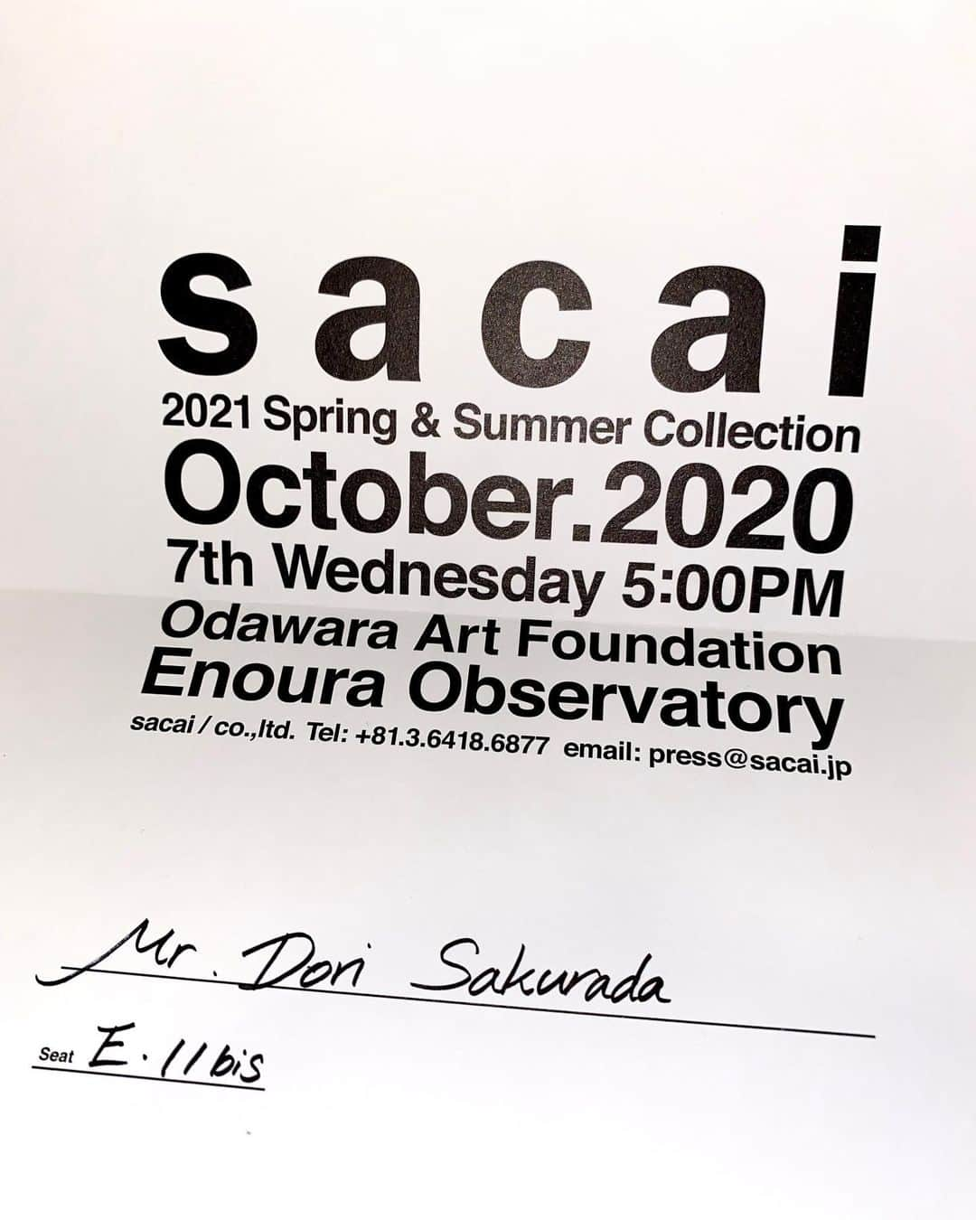 桜田通さんのインスタグラム写真 - (桜田通Instagram)「sacai 2021 Spring & Summer Collection Runway Show 江之浦測候所にて雨の中のランウェイは神秘的でした🐲 #sacai」10月7日 20時58分 - dorisakurada