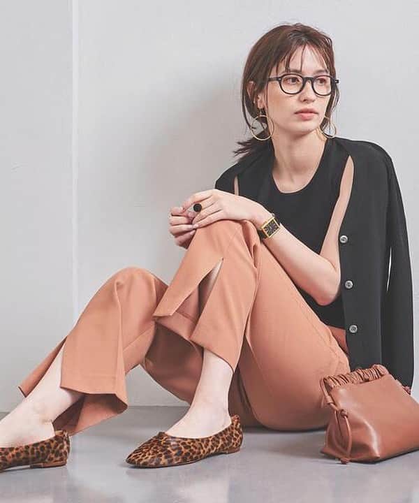 大釜ケリーのインスタグラム：「Another Editionのモデルをやってた頃から早数年、いつの間にかUNITED ARROWSの服も着せて貰えるようになったので私も大人の女性になったのかもしれない…。 #model #unitedarrows #fashion」