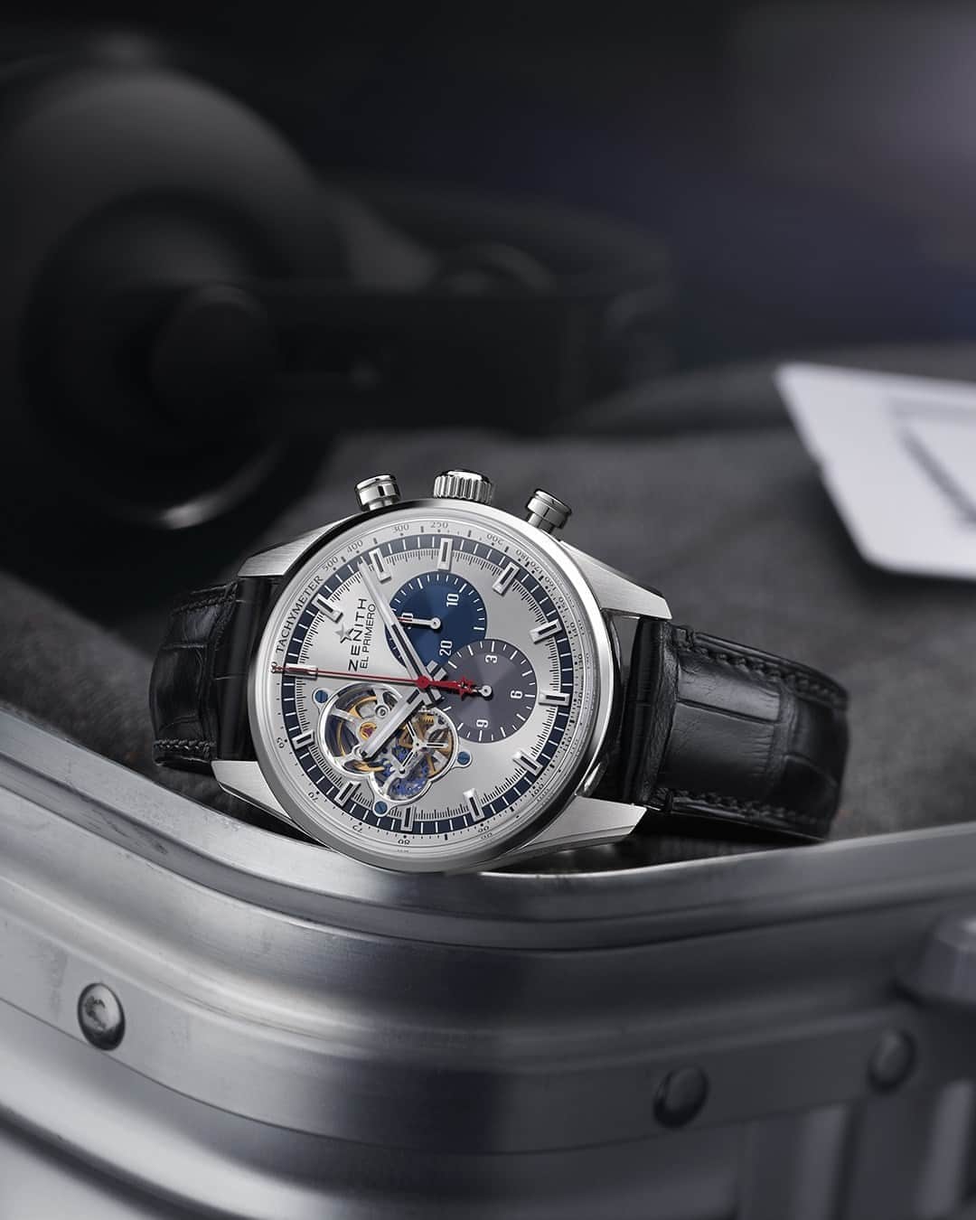 ゼニスのインスタグラム：「#Chronomaster: Shining the spotlight on the El Primero’s high-frequency escapement, the Chronomaster Open provides an unobstructed view of the regulating organ from the dial - something that had never been done when it was first released.  #Zenith #ZenithWatches #Watches #Watch #Watchesofinstagram #Watchfam #WatchoftheDay #Luxury #WatchAddict #Watchcollector #Horology #DailyWatch #ElPrimero #Chronograph #VintageWatches」