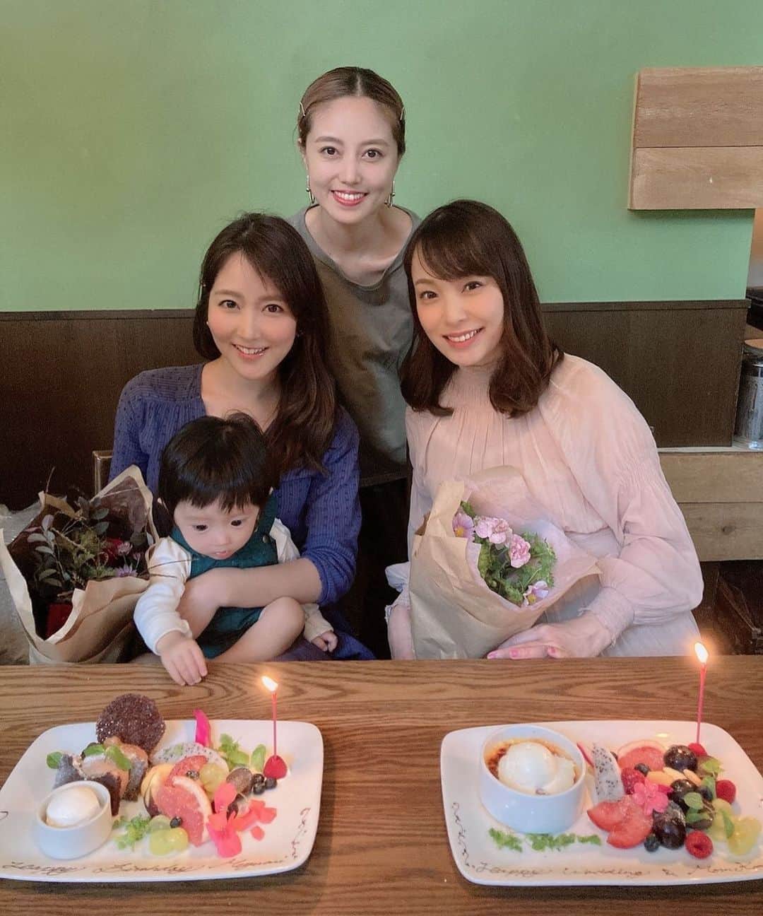 杜このみのインスタグラム：「大好きなvelnicaの展示会にお邪魔して その後は久しぶりのランチ♡ サプライズでお祝いしてもらって幸せすぎる一日でした…🥺♡ 先輩ママの色々なお話を聞けて勉強になることばっかりでした♡ #velnica #展示会 #女子会 #ランチ」