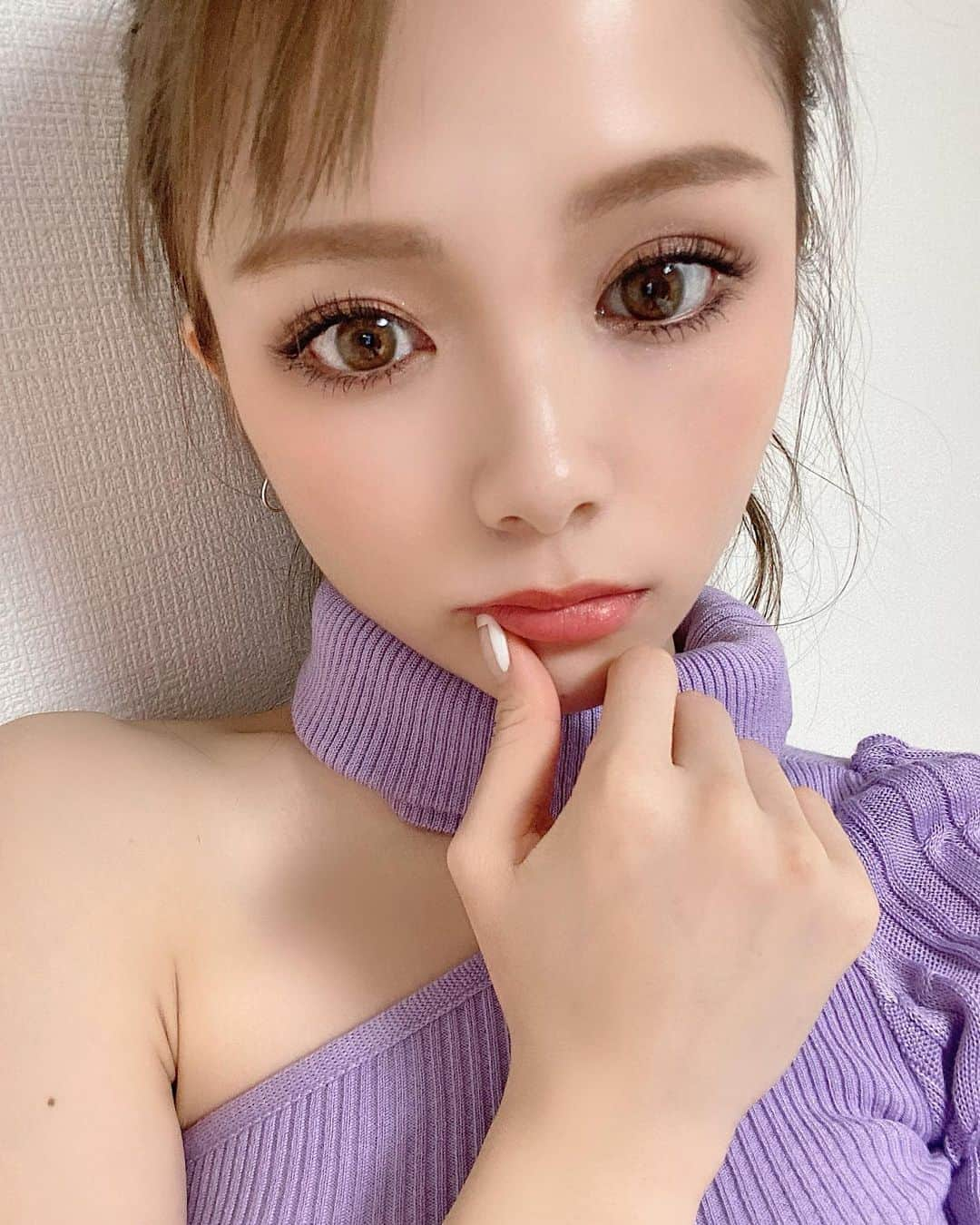 桜井美悠（みゆみゆ）さんのインスタグラム写真 - (桜井美悠（みゆみゆ）Instagram)「. 💜🤍💜 .」10月7日 21時16分 - miyumiyu1112