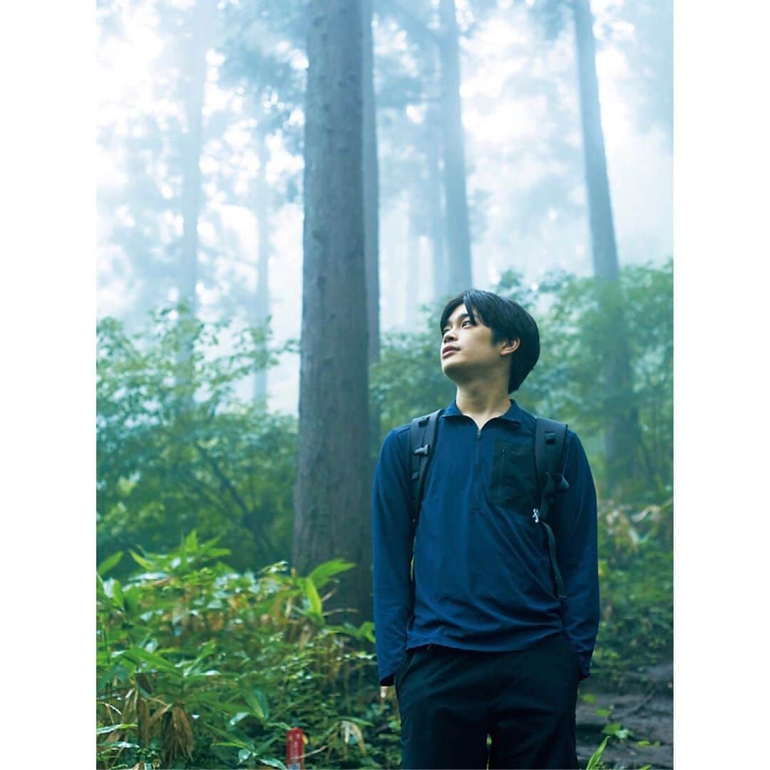 井之脇海さんのインスタグラム写真 - (井之脇海Instagram)「SPUR 「井之脇海と、山の話」 高尾山の回がオンラインで読めるようになっています🙋‍♂️ぜひご覧ください。  https://spur.hpplus.jp/culture/kaiinowaki/  #井之脇海と山の話 #高尾山   photography : Kazuhiro Shiraishi(@ka1zu0hi0ro3.s ) hair & make-up: Takeharu Kobayashi(@cobycoba ) edit : Tomoko Yanagisawa」10月7日 21時19分 - kai_inowaki