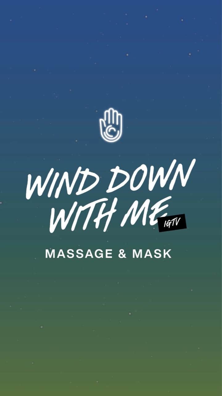 のインスタグラム：「Lush Spa’s Helen shares the soothing steps of her mask and massage routine, designed to aid the perfect night’s sleep. Head to the Lush Community platform (link in bio) to share your alternatives to counting sheep.  1. Apply Sleepy Face Naked Cleanser 2. Beauty Sleep Face and Body Mask 3. Facial and Head Massage for Relaxation 4. Remove product with a warm cloth 5. Spritz Twilight Body Spray  And then #getyourbeautysleep.  It’s been a bit sleepy round here, but it’s time to wake up these algorithms 😴 Here we will let you know when we are sharing exciting updates across the #LushCommunity. Sign up (link in our bio) to ensure you never miss the latest launch, an exclusive product drop or your chance to vote for the products you want to see next…」