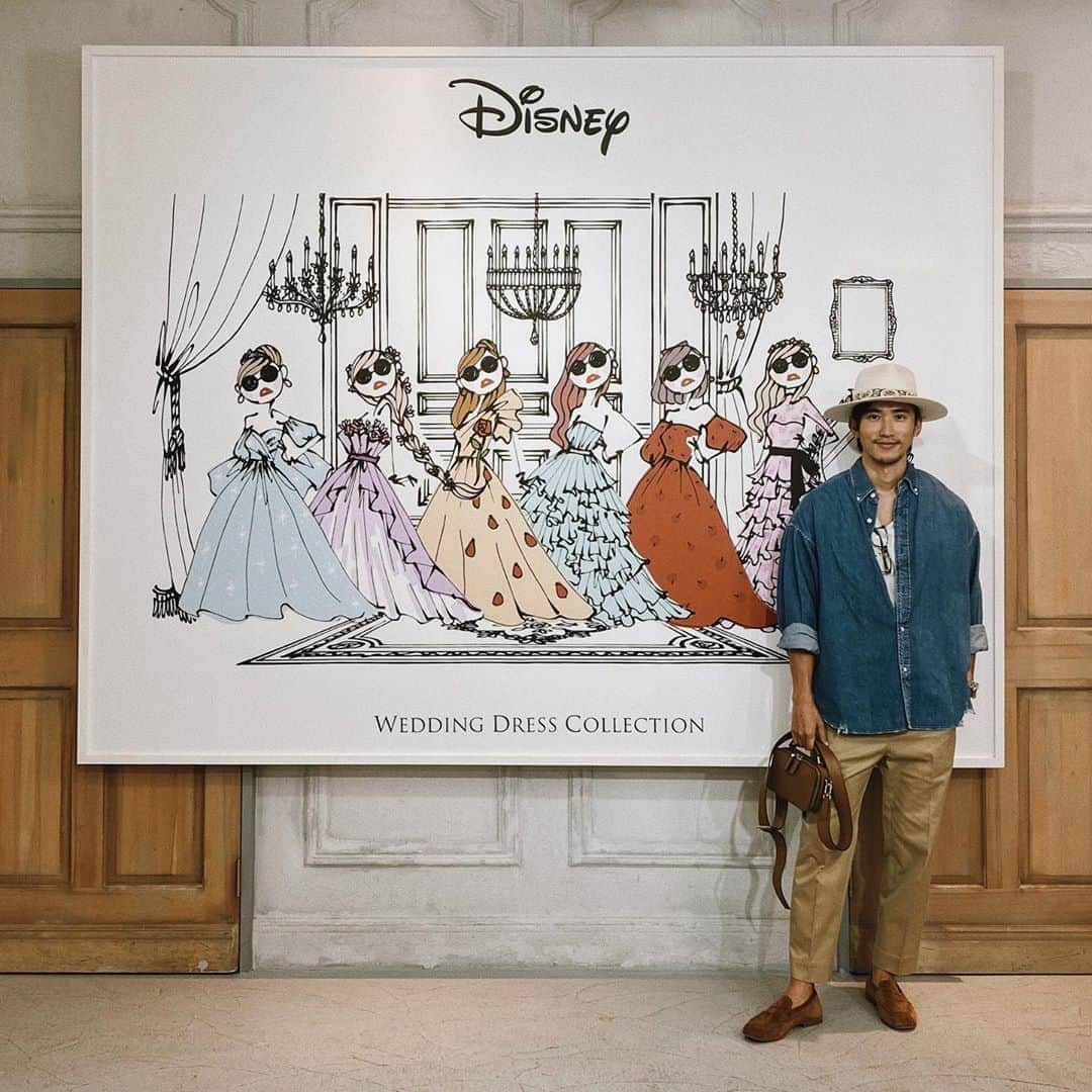 三浦大地さんのインスタグラム写真 - (三浦大地Instagram)「“Disney Princess Wedding Dress Collection Designed by Daichi Miura”  ディズニープリンセス6人をイメージしたウェディングドレスをデザインさせて頂きました！  昔から慣れ親しんだ物語を紡ぐ一人になれたことが凄く嬉しいし、不思議な気持ちです。  夢を創る夢が現実に！  The dream that you wish will come true ♪  #disney #disneyprincess #disneyprincessweddingdress #disneydress #princessdress #cinderella #rapunzel #belle #ariel #snowwhite #aurora #daichimiura #design #wedding #weddingdress」10月7日 21時38分 - daichi_1127