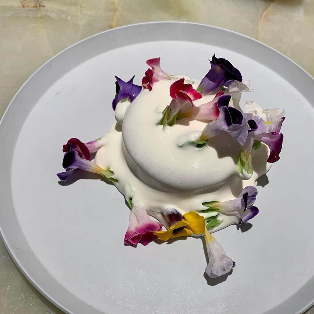 横島亜衿のグルメインスタ