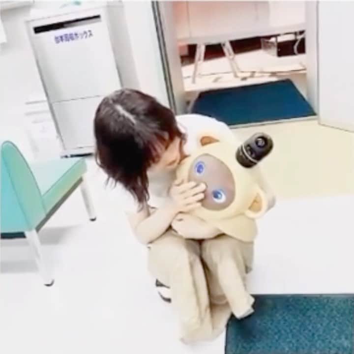 松岡茉優　ファンアカウントのインスタグラム：「. last scene. 😢 . #松岡茉優#三浦春馬#MrChildren#三浦翔平#おカネの切れ目が恋のはじまり#かっこいい#かわいい#2020#女優#俳優#声優#アイドル#モデル#映画#ドラマ#CM#アニメ#日本#Japan#cute#smile#instagood #beautiful#happy#love#おすすめ#いいね#Instagram#Twitter#茉優ちゃん823」