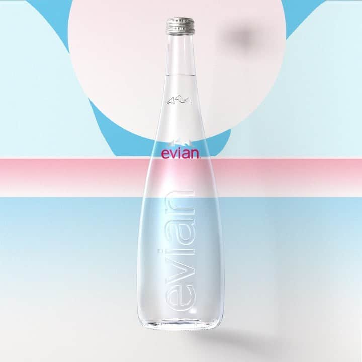 のインスタグラム：「Welcoming @masanobuhiraoka to the #ThirsttoCreate family 👋🎨  Inspired by his dreams of metamorphosis and fluid motions, Masanobu started to develop his style as part of a reality that only he owns. A dreamland we're proud to be part of and champion. ✨  Stay tuned for more 💧  #evian #evianwater #stayhydrated」