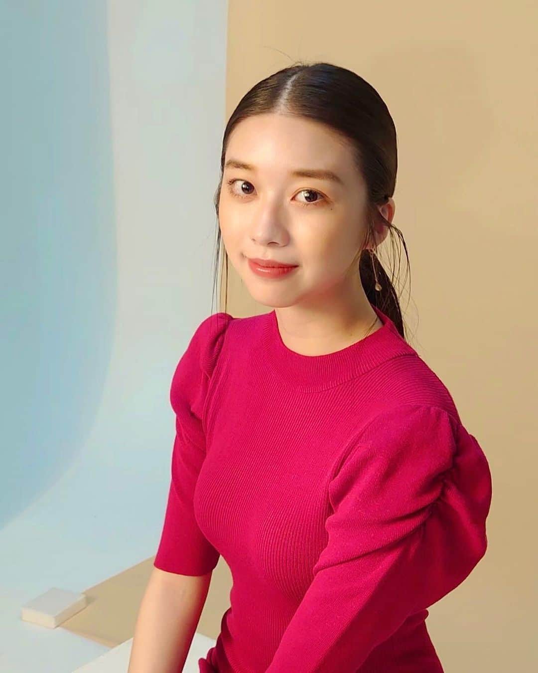 のインスタグラム：「♡ ♡ ✨💖steady. 11月号💖✨ 本日発売❣️❣️ ぜひご覧ください🎀 ♡ ♡  #宝島社 さん #steady. #ステディ」