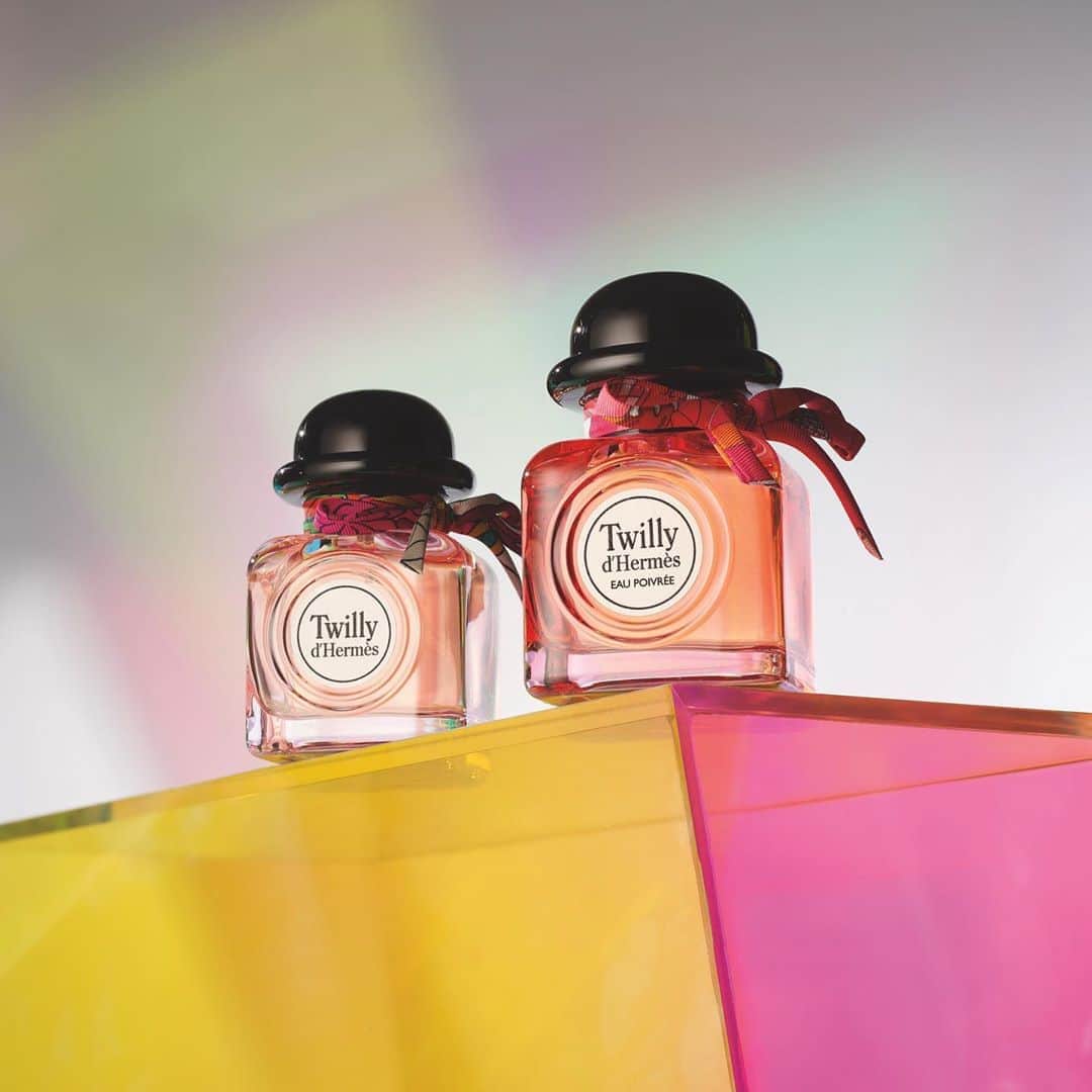 Saks Fifth Avenueのインスタグラム：「In search for a new fall fragrance? Spritz on @hermes' Twilly d'Hermès Eau de Parfum, with notes of ginger, tuberose and sandalwood. #SaksBeauty」