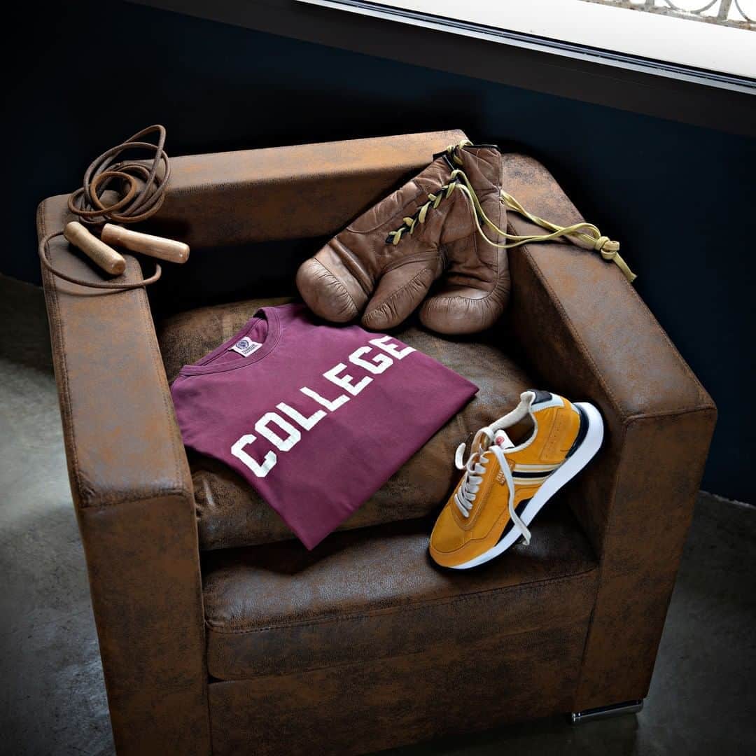 フランクリン&マーシャルのインスタグラム：「FRANKLIN & MARSHALL  FW2020 COLLECTION   Upgrade your casual wear	  #franklinandmarshall #newcollection #tshirt #shoes」