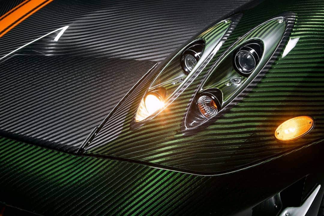 パガーニ・アウトモビリのインスタグラム：「A magnificent example of the aesthetic outcome of over 35 years of Research and Development in composite material systems. ⠀ ⠀ With @pfaffpaganioftoronto ⠀ ⠀ #pagani #huayra #HuayraBC」