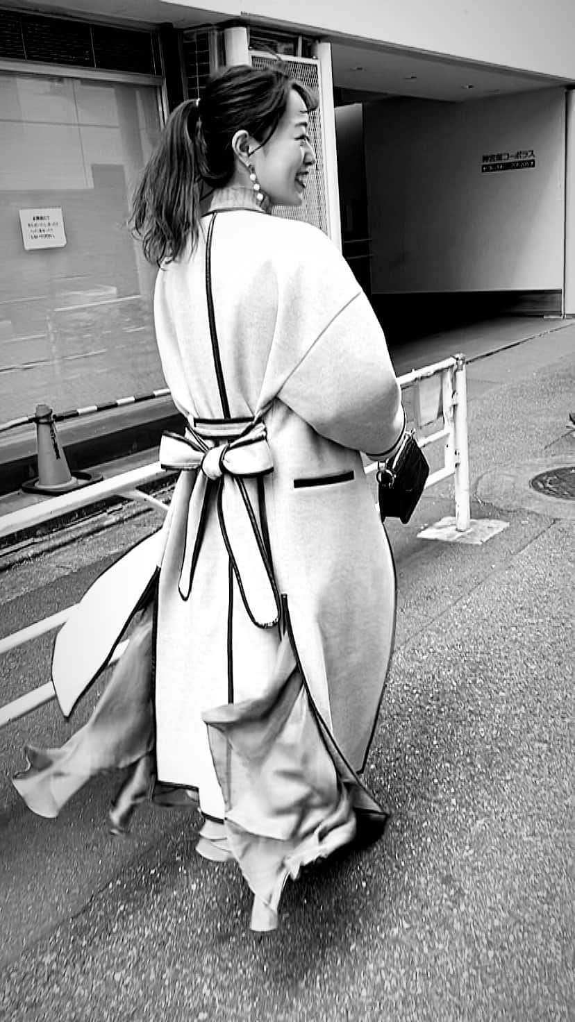 吉田佳菜のインスタグラム：「ㅤㅤㅤㅤㅤㅤㅤㅤㅤㅤㅤㅤㅤ ㅤㅤㅤㅤㅤㅤㅤㅤㅤㅤㅤㅤㅤ コート羽織ってみたら大好きな冬が ますます楽しみになった🥰 ㅤㅤㅤㅤㅤㅤㅤㅤㅤㅤㅤㅤㅤ 東京で過ごす初めての冬。 お気に入りのアウターを買って たくさんお出かけしたい！ ㅤㅤㅤㅤㅤㅤㅤㅤㅤㅤㅤㅤㅤ ㅤㅤㅤㅤㅤㅤㅤㅤㅤㅤㅤㅤㅤ #kana_chicode #ちわcode #whoswhochico #salonbychico #アウターフェア ㅤㅤㅤㅤㅤㅤㅤㅤㅤㅤㅤㅤㅤ」