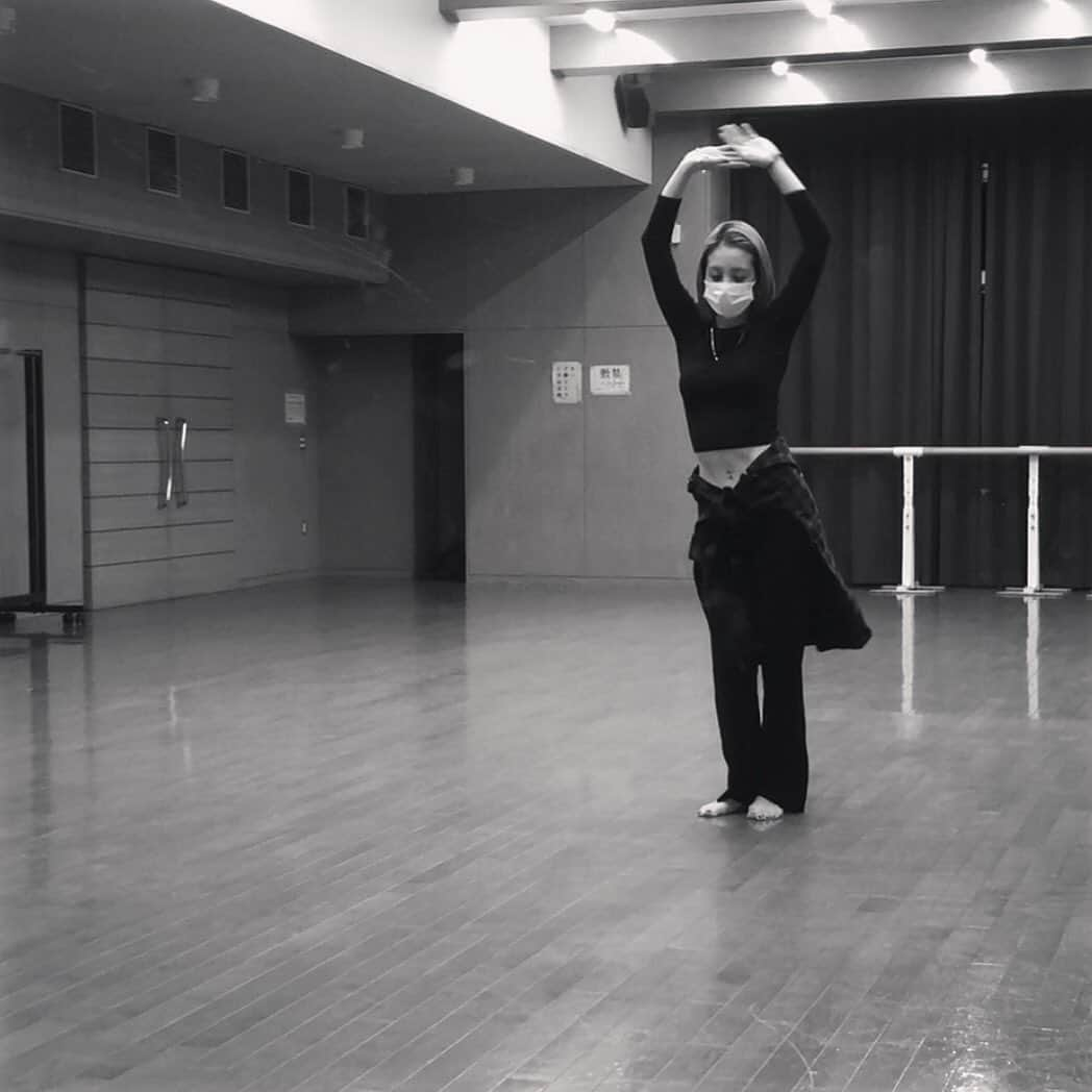 木下ココさんのインスタグラム写真 - (木下ココInstagram)「💃♡ ・ ・ ・ #dance #training #healthylifestyle  #practice  #ダンス　 #ココトレ #木下ココ」10月8日 1時21分 - cocot_chan