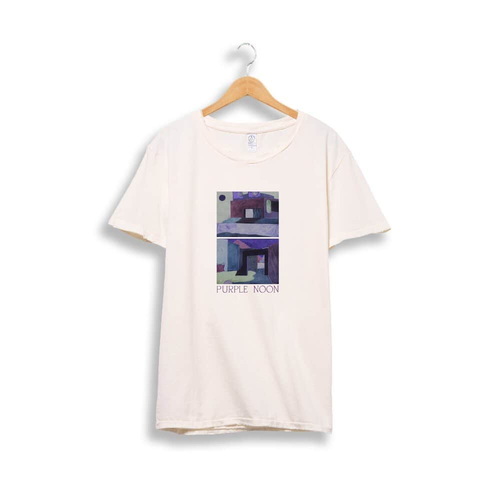 アーネスト・グリーンのインスタグラム：「New merch up in the store! Last drop sold out quick. Been working hard to get you guys some new stuff more coming 👀 store link in bio」