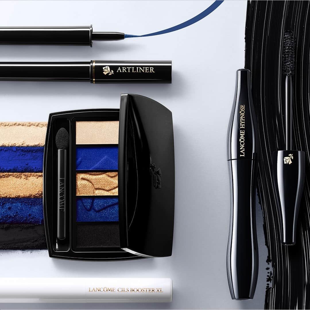 Lancôme Officialさんのインスタグラム写真 - (Lancôme OfficialInstagram)「Let your eyes express their power this fall with a chic quatuor: Hypnôse Mascara, Hypnôse Palette in Bleu Hypnôtique, Cils Booster XL Primer and Artliner in Blue Metallic. #Lancome #Artliner #Hypnose #Mascara #Eyeliner #Cateyes #Makeup​」10月8日 1時58分 - lancomeofficial