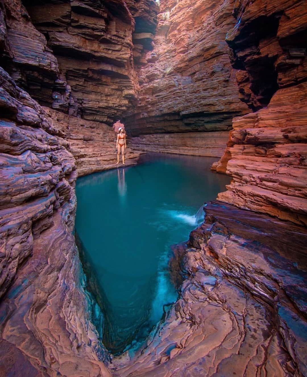 Earth Picsさんのインスタグラム写真 - (Earth PicsInstagram)「Karijini National Park, Australia 🇦🇺by @chloektodd」10月8日 2時00分 - earthpix
