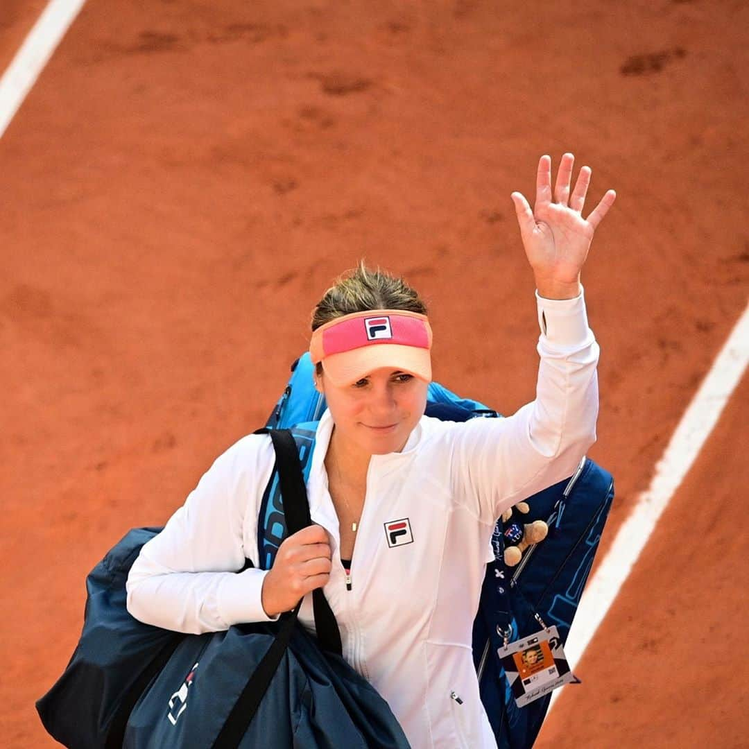 ソフィア・ケニンさんのインスタグラム写真 - (ソフィア・ケニンInstagram)「Semis @rolandgarros #RG2020 🥰☺️」10月8日 2時24分 - sofia.kenin