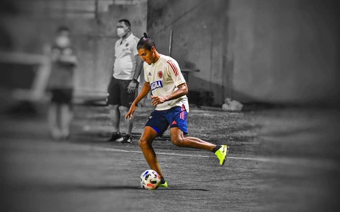サッカー コロンビア代表チームのインスタグラム：「📸👋  @gabriel.fuentes14   #VamosColombia 🇨🇴」