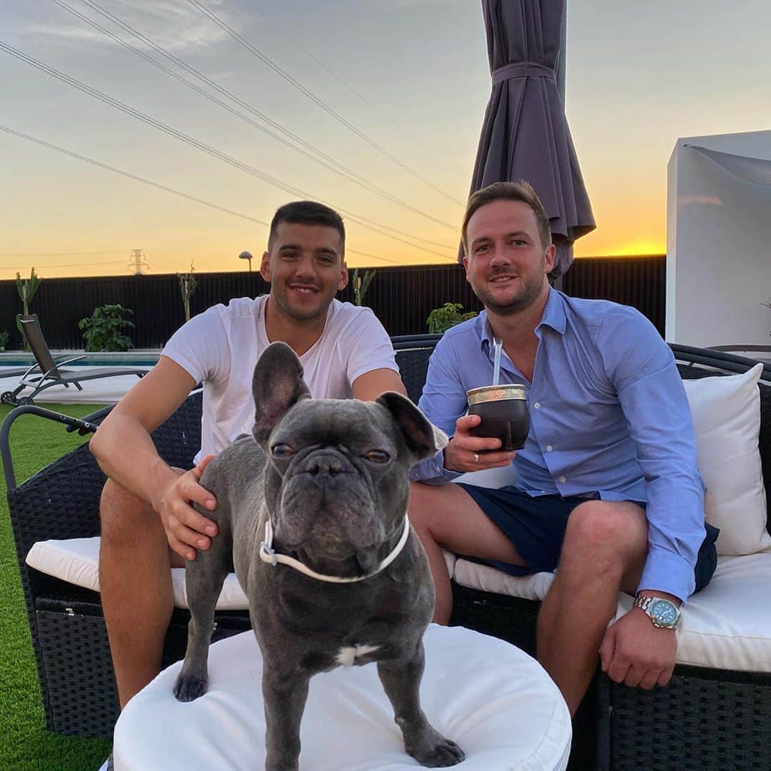 ヘロニモ・ルジのインスタグラム：「Disfrutando de una linda tarde @kristianbereit 🧉」