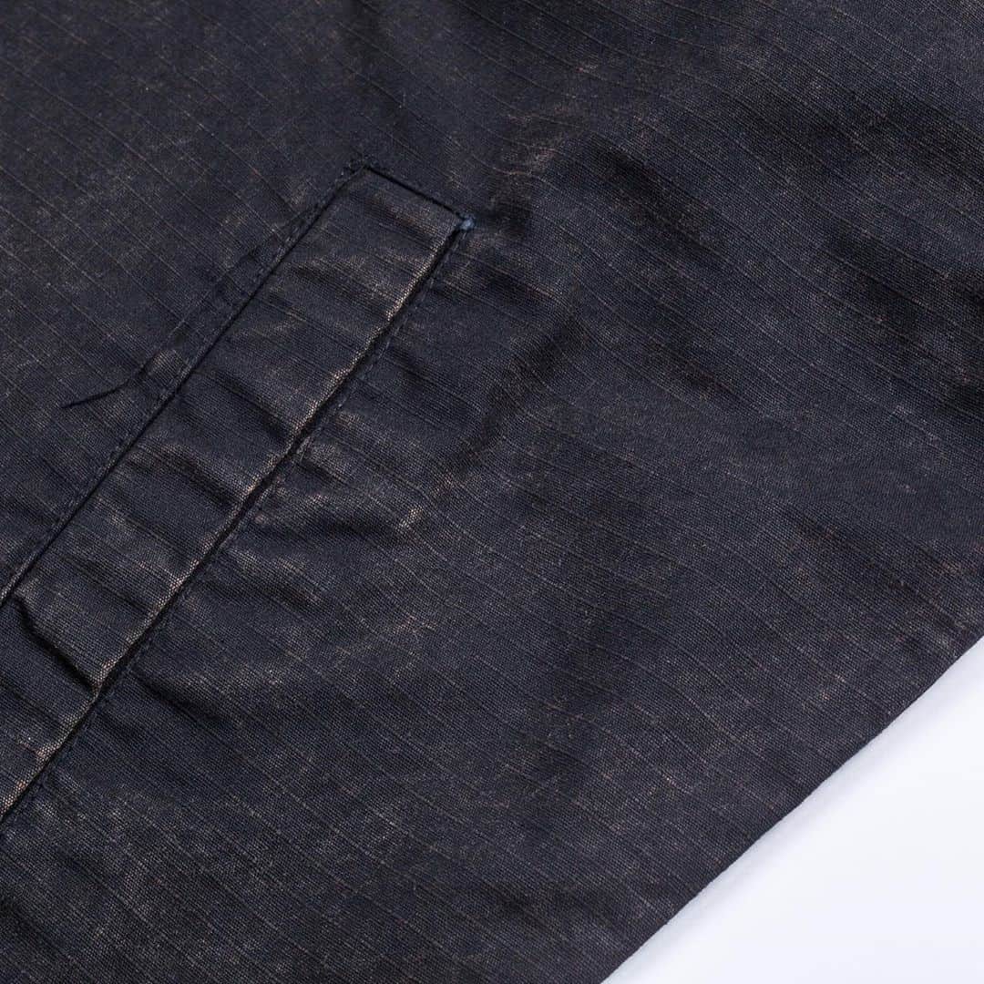 パブリッシュブランドさんのインスタグラム写真 - (パブリッシュブランドInstagram)「Hunt - 100% cotton ripstop anorak, angled front zipper, and a bottom drawcord adjustable hem. Available in three colors.  . . . . #publishbrand #todayfortomorrow #goodvibrations #anorakjacket」10月8日 3時33分 - publishbrand